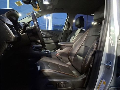 Used 2020 GMC Terrain SLT w/ Preferred Package image 19