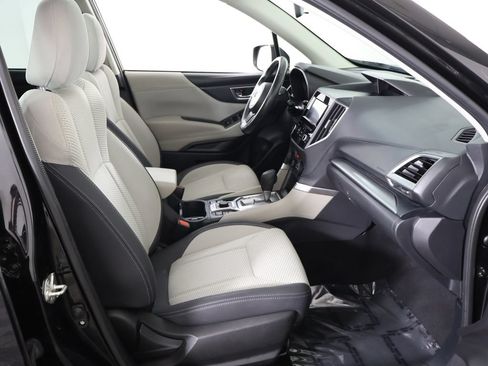 Used 2021 Subaru Forester Premium AWD/4WD image 32