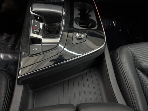 Used 2018 Audi Q7 3.0T Prestige w/ Prestige Package image 22