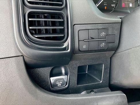 New 2024 RAM ProMaster 2500 w/ Convenience Group image 19