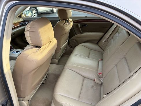 Used 2005 Acura RL image 14