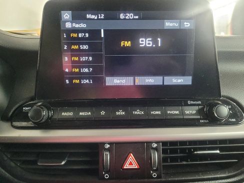 Used 2020 Kia Forte Sedan FWD image 25