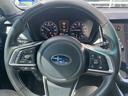 Used 2022 Subaru Outback Premium image 17