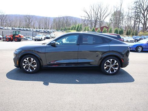 Used 2022 Ford Mustang Mach-E Premium image 4