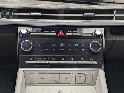 Used 2024 Hyundai Santa Fe Calligraphy image 21