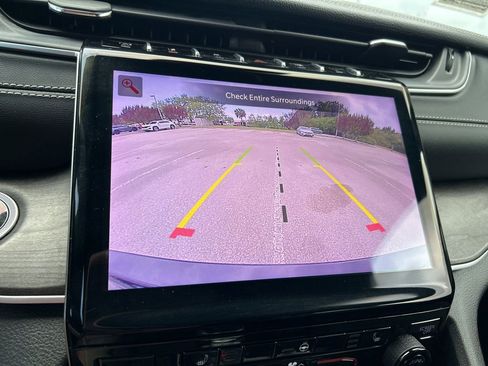 Used 2024 Jeep Grand Cherokee L Limited image 35