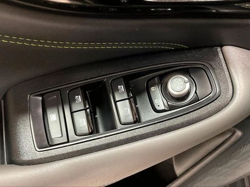Used 2025 Subaru Outback Onyx Edition AWD/4WD image 39