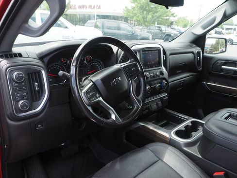 Used 2021 Chevrolet Silverado 1500 RST AWD/4WD image 12