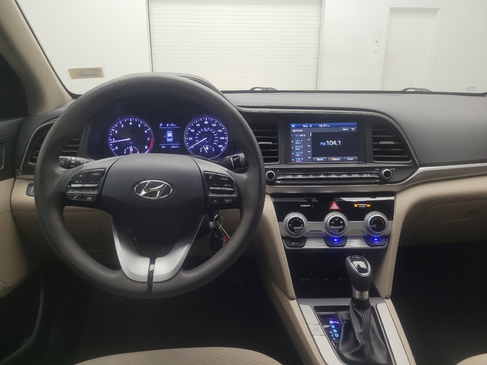 Used 2019 Hyundai Elantra SEL FWD image 22