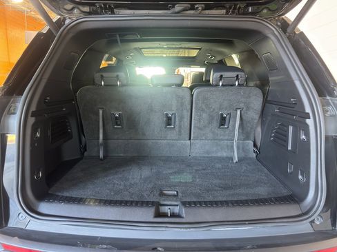 Used 2024 Chevrolet Traverse Z71 image 21