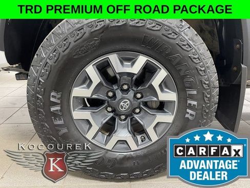 Used 2023 Toyota Tacoma TRD Off-Road w/ TRD Premium Off Road Package AWD/4WD image 7