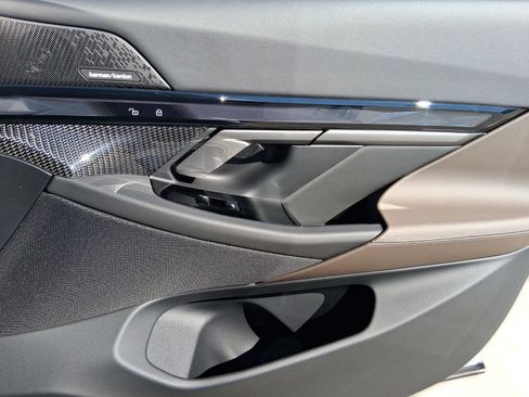 New 2026 BMW 540i xDrive w/ M Sport Package image 30