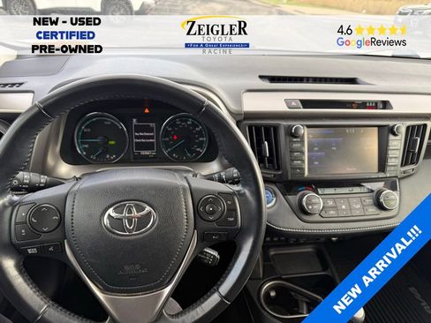 Used 2018 Toyota RAV4 Limited AWD/4WD image 13