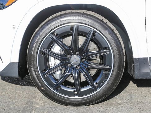 Used 2024 Mercedes-Benz GLA 35 AMG 4MATIC image 12