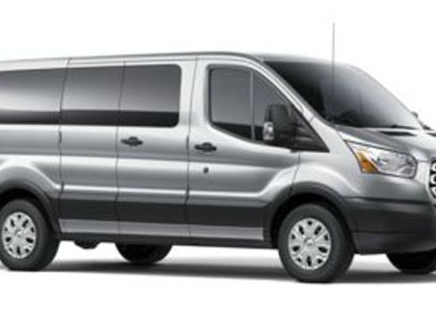 Used 2019 Ford Transit 350 XL image 3