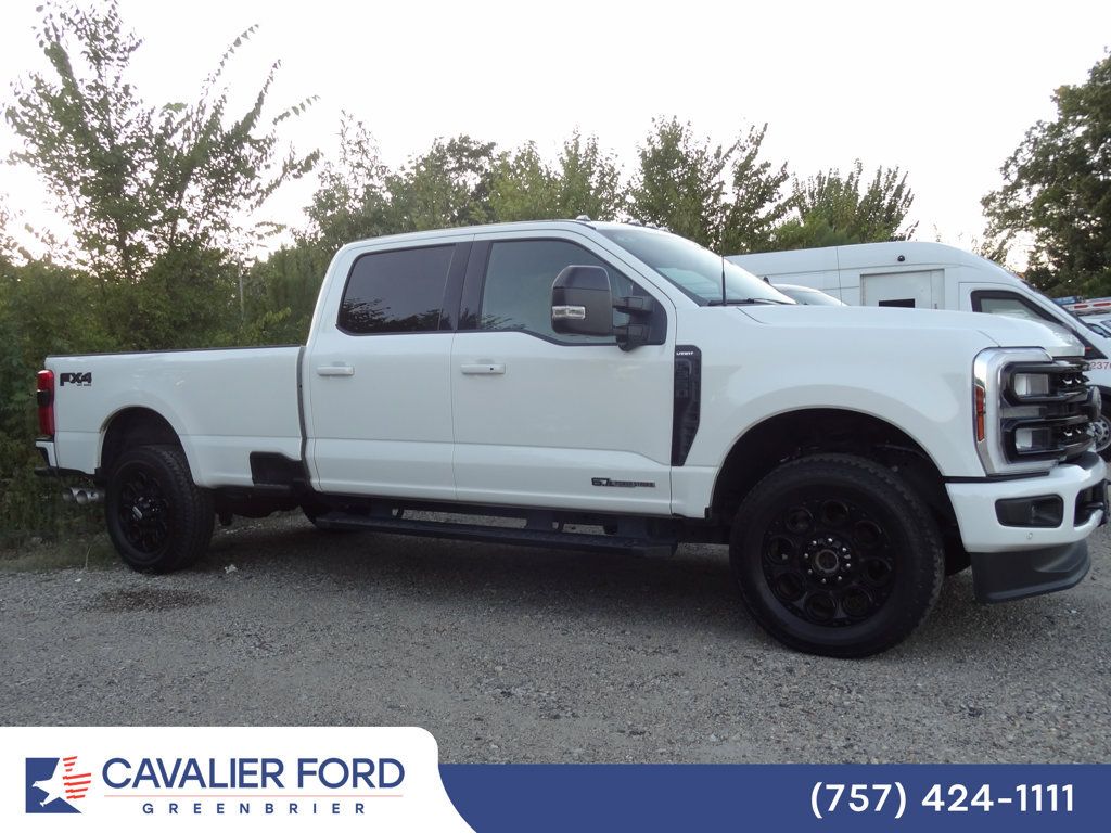 Used 2024 Ford F350 Lariat w/ Lariat Ultimate Package AWD/4WD image 3