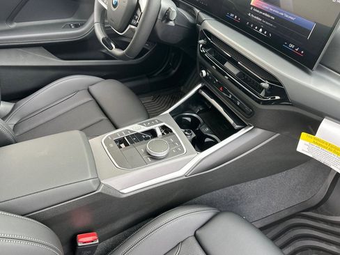 Used 2025 BMW 230i Coupe w/ Premium Package image 26