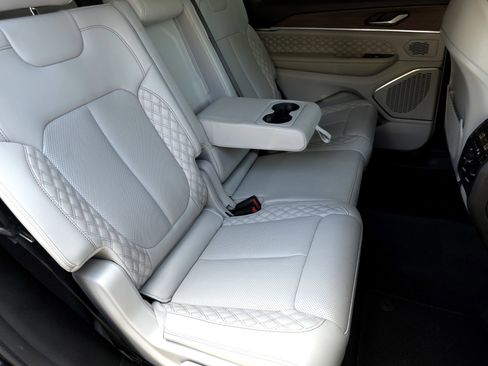 Used 2021 Jeep Grand Cherokee L Summit w/ Luxury Tech Group V image 46