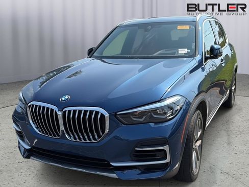 Used 2023 BMW X5 sDrive40i w/ Premium Package RWD image 3