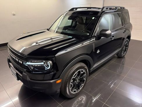 New 2026 Ford Bronco Sport Outer Banks w/ Outer Banks Tech Package+ AWD/4WD image 3