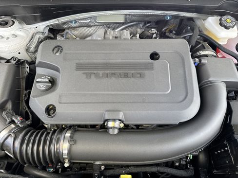 New 2025 Buick Envision Sport Touring image 29