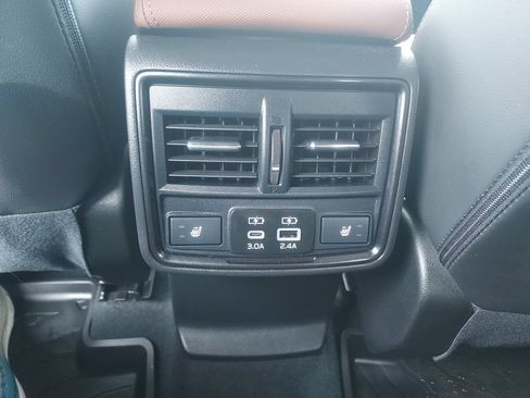 Certified 2025 Subaru Forester Touring AWD/4WD image 13