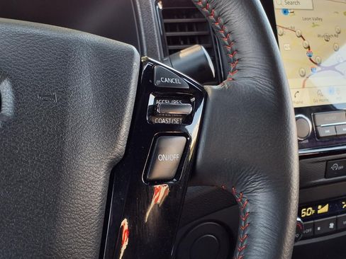 Used 2024 Nissan Frontier Pro-X RWD image 25
