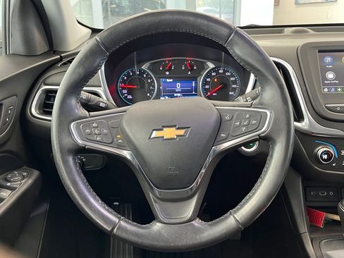 Used 2019 Chevrolet Equinox LT w/ Driver Convenience Package image 19
