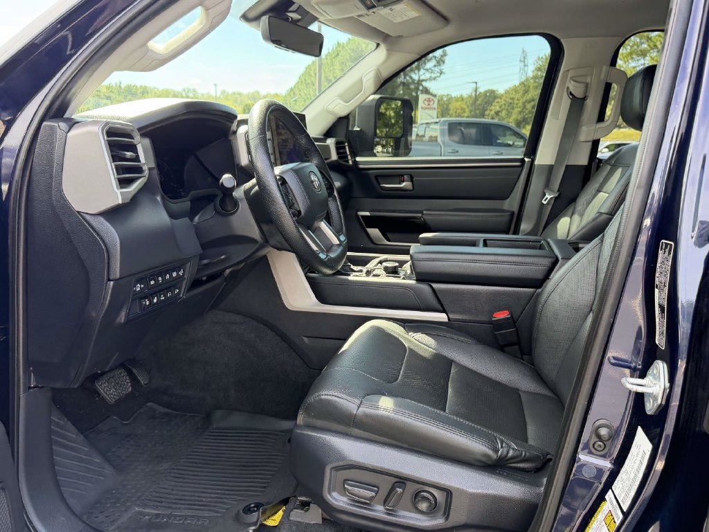 Used 2024 Toyota Tundra Limited AWD/4WD image 16