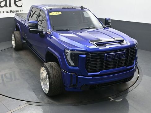 Used 2025 GMC Sierra 2500 Denali w/ Denali Reserve Package AWD/4WD image 61