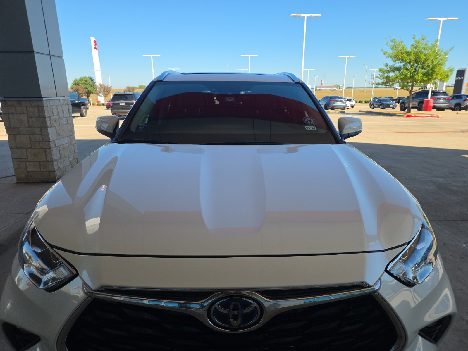 Used 2021 Toyota Highlander Limited FWD image 30