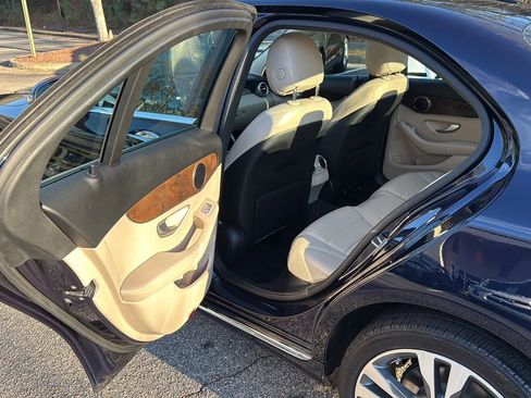Used 2018 Mercedes-Benz C 300 4MATIC Sedan image 14
