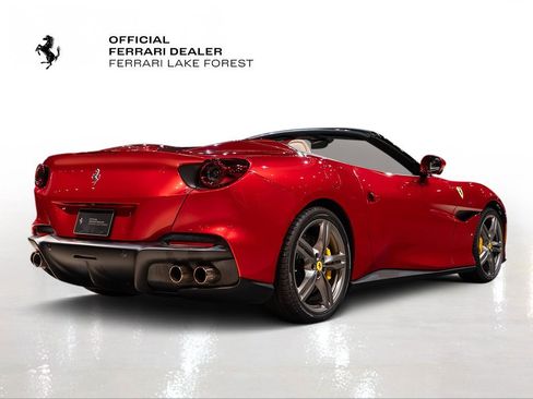 Certified 2023 Ferrari Portofino M image 10