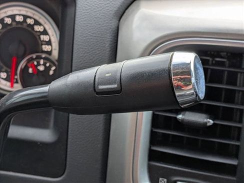 Used 2017 RAM 3500 SLT w/ SLT Plus D￩cor Group image 13