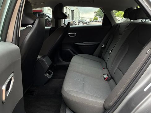 Used 2025 Kia K4 FWD image 11
