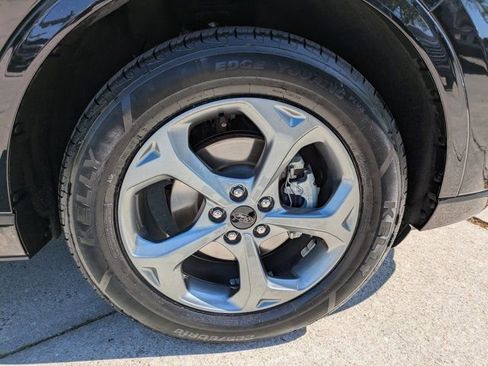 Certified 2023 Ford Escape ST-Line AWD/4WD image 11