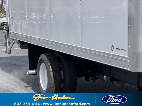 New 2026 Ford E-450 and Econoline 450 Super Duty w/ Power Equipment Group image 6