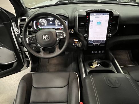 Used 2025 RAM 1500 Laramie w/ Night Edition image 13