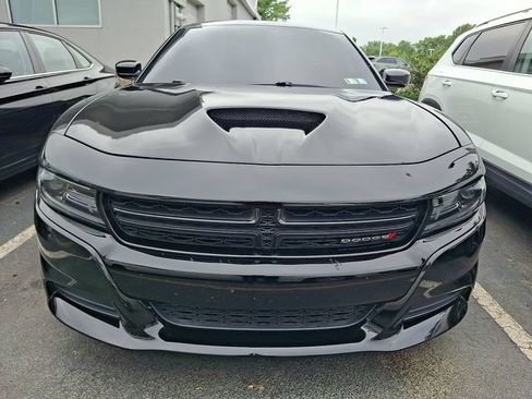 Used 2015 Dodge Charger SXT w/ AWD Plus Group image 2