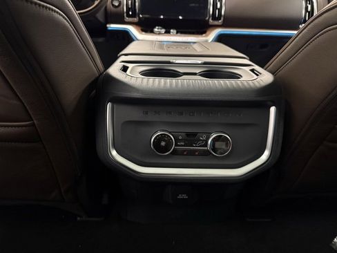 New 2025 Ford Expedition King Ranch image 16