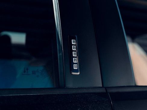 New 2026 Ford F250 Lariat w/ Black Appearance Package image 24