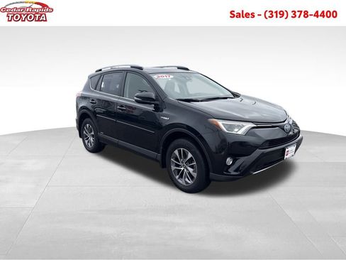 Certified 2017 Toyota RAV4 XLE image 9