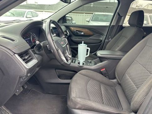 Used 2020 GMC Terrain SLE w/ Driver Convenience Package image 18