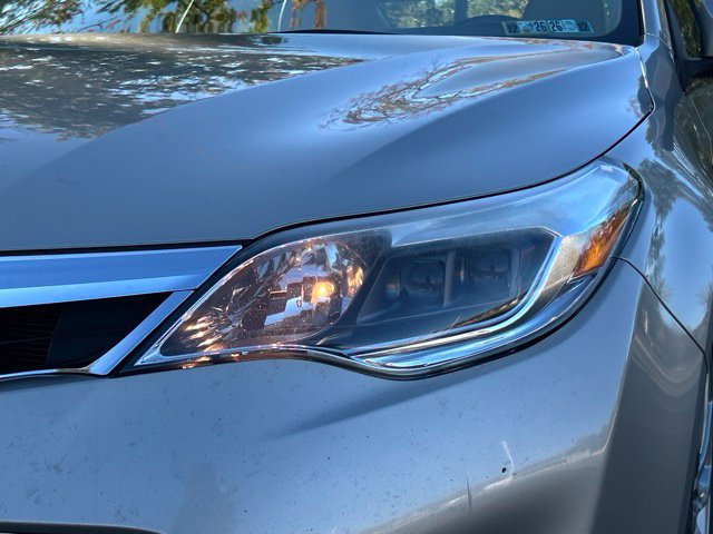 Used 2014 Toyota Avalon XLE Touring FWD image 10