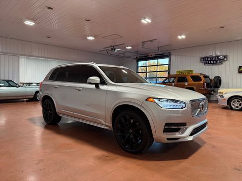 Used 2022 Volvo XC90 T8 Inscription Expression w/ Advanced Package image 6