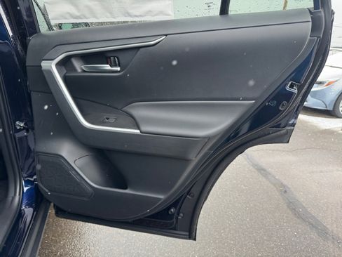New 2025 Toyota RAV4 XLE image 27