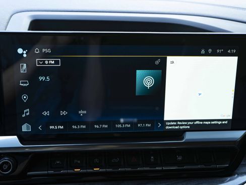 Used 2022 Chevrolet Silverado 1500 LTZ image 30