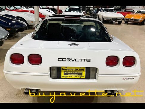 Used 1991 Chevrolet Corvette ZR1 image 5
