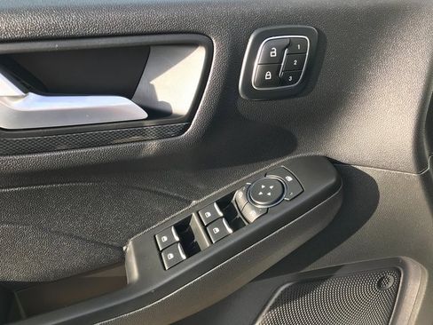 Certified 2025 Ford Escape ST-Line Elite image 6