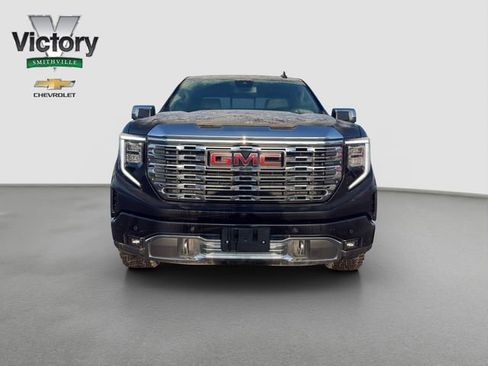 Used 2025 GMC Sierra 1500 Denali image 2